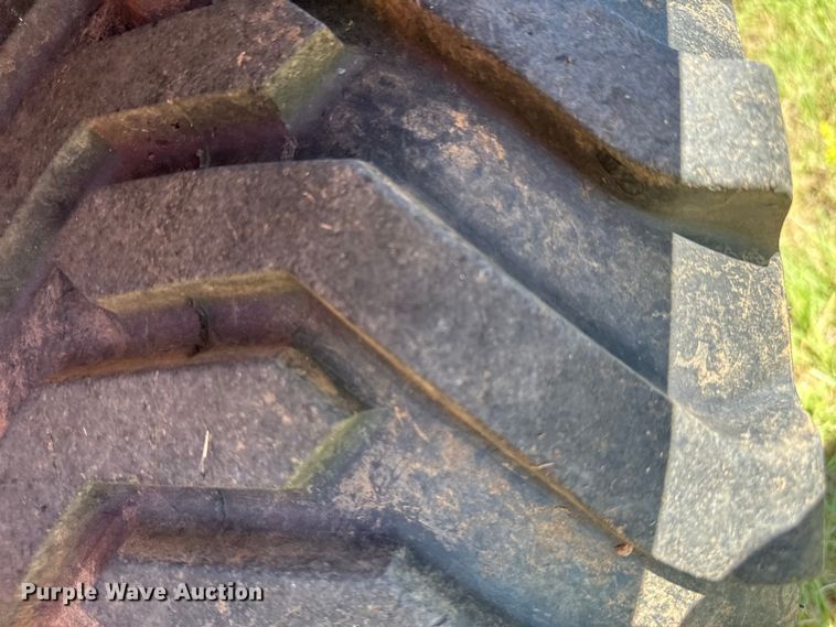 image for item EH3931 2022 Kubota BX23S MFWD tractor