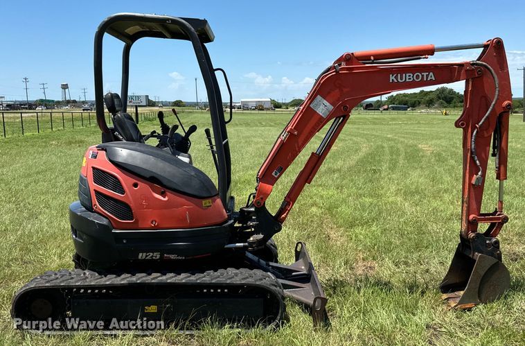 image for item EH3933 2020 Kubota U25 mini excavator