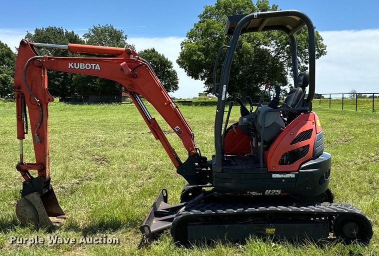 image for item EH3933 2020 Kubota U25 mini excavator