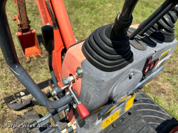 image for item EH3934 2019 Kubota K008-3 mini excavator