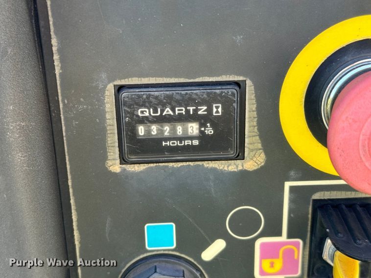 image for item EH3935 2018 JLG T500J boom lift