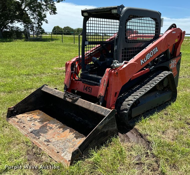 image for item EH3936 2019 Kubota SVL65-2 tracked skid steer loader
