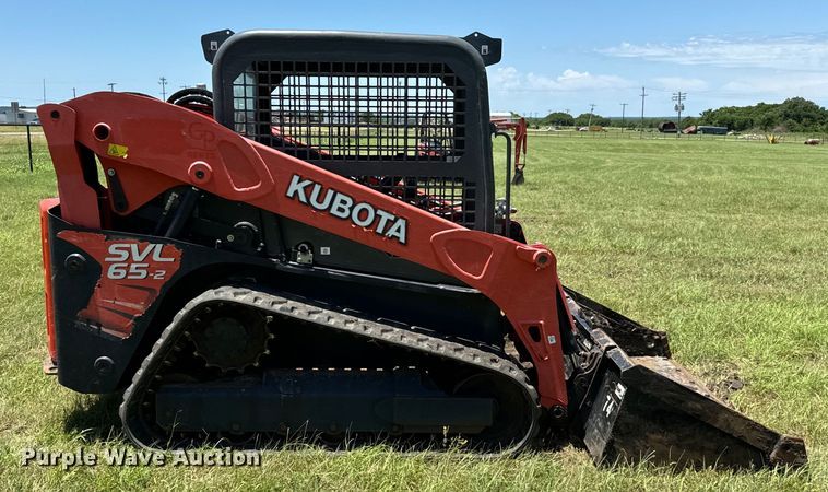 image for item EH3936 2019 Kubota SVL65-2 tracked skid steer loader