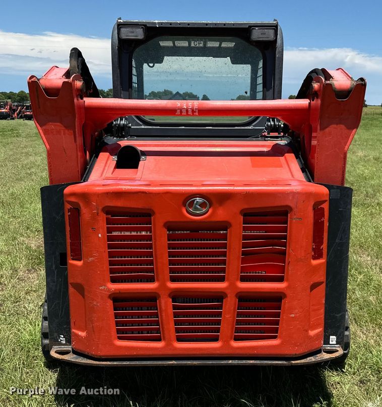 image for item EH3936 2019 Kubota SVL65-2 tracked skid steer loader