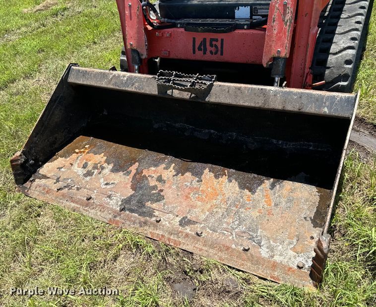 image for item EH3936 2019 Kubota SVL65-2 tracked skid steer loader