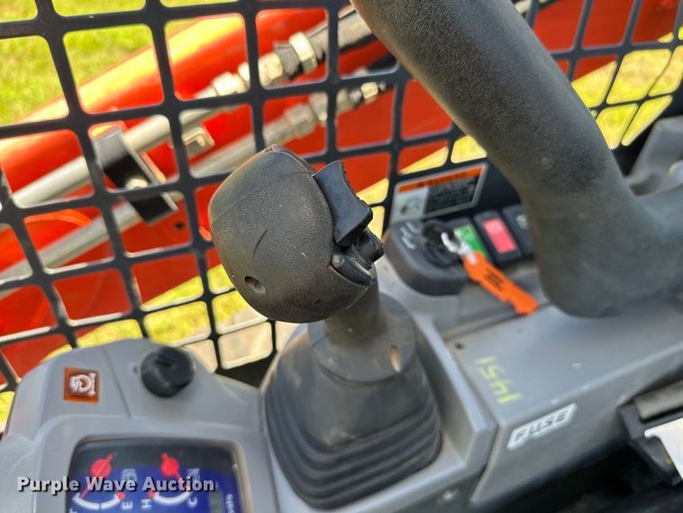 image for item EH3936 2019 Kubota SVL65-2 tracked skid steer loader