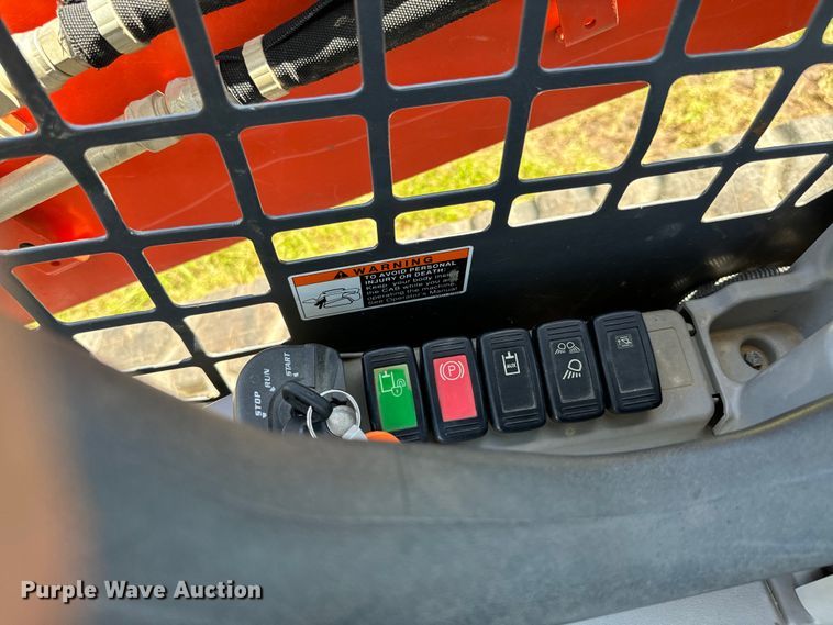 image for item EH3936 2019 Kubota SVL65-2 tracked skid steer loader