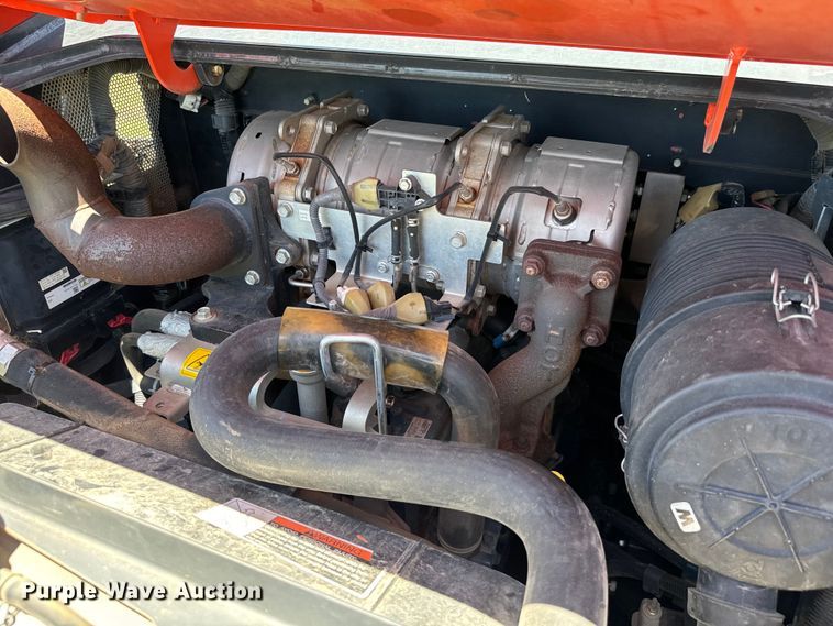 image for item EH3936 2019 Kubota SVL65-2 tracked skid steer loader