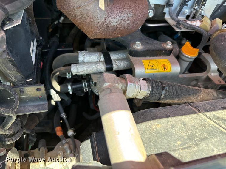 image for item EH3936 2019 Kubota SVL65-2 tracked skid steer loader