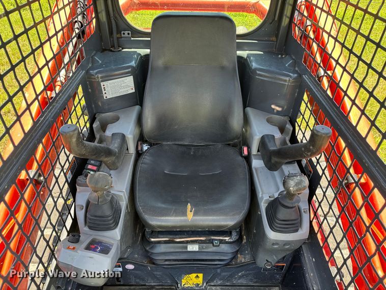 image for item EH3937 2020 Kubota SVL75-2 tracked skid steer loader