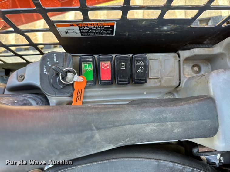 image for item EH3937 2020 Kubota SVL75-2 tracked skid steer loader