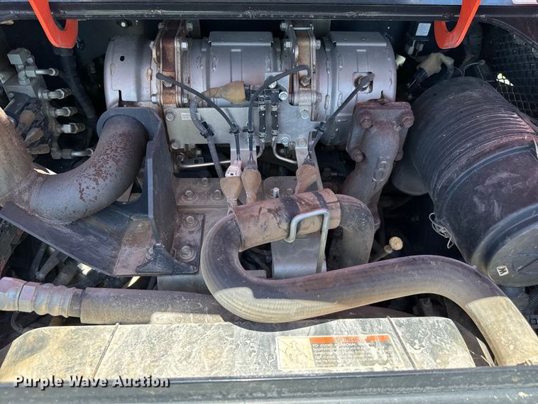 image for item EH3937 2020 Kubota SVL75-2 tracked skid steer loader