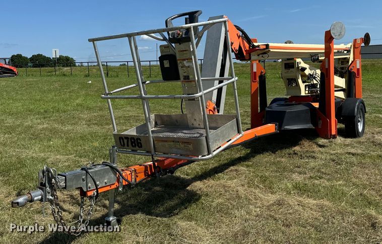 image for item EH3938 2019 JLG T500J boom lift