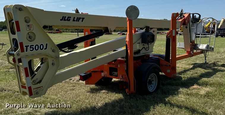 image for item EH3938 2019 JLG T500J boom lift