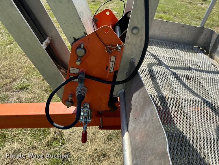 image for item EH3938 2019 JLG T500J boom lift