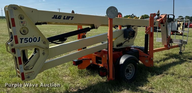 image for item EH3944 2018 JLG T500J boom lift