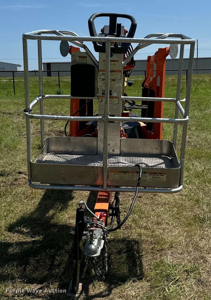 image for item EH3945 2018 JLG T500J boom lift