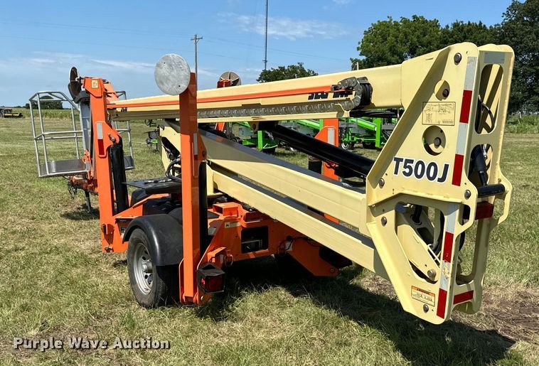 image for item EH3945 2018 JLG T500J boom lift