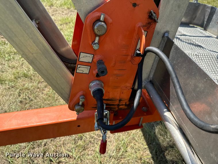 image for item EH3945 2018 JLG T500J boom lift