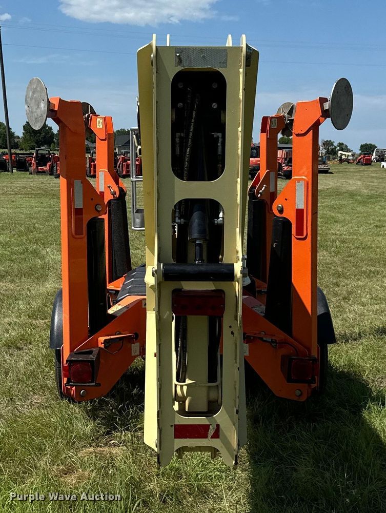 image for item EH3946 2018 JLG T500J boom lift