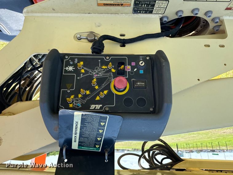 image for item EH3946 2018 JLG T500J boom lift