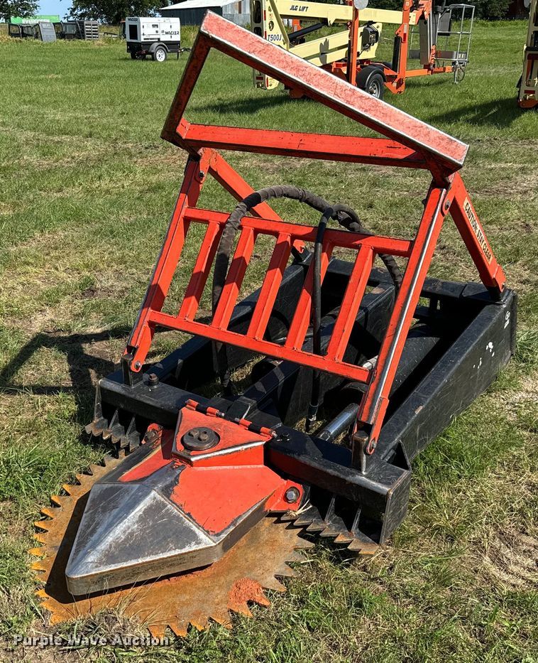 image for item EH3949 2018 Marshall 1600 skid steer tree saw