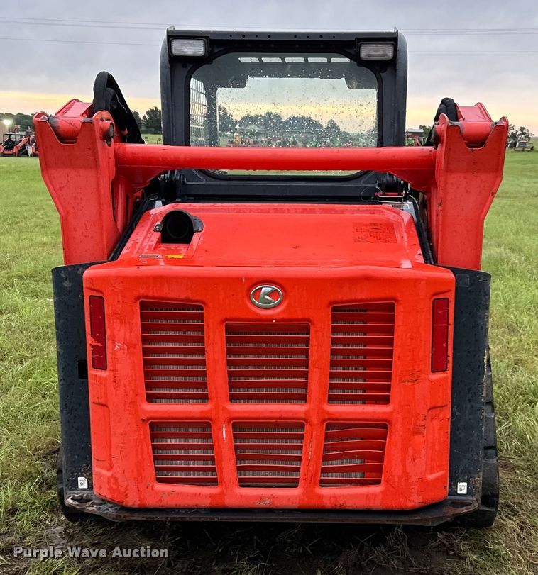 image for item EH3954 2020 Kubota SVL65-2 tracked skid steer loader