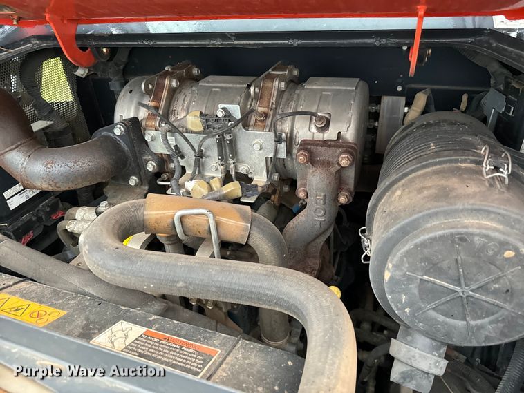 image for item EH3954 2020 Kubota SVL65-2 tracked skid steer loader