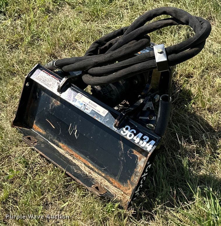 image for item EH3958 2021 CSA10 compact utility loader auger