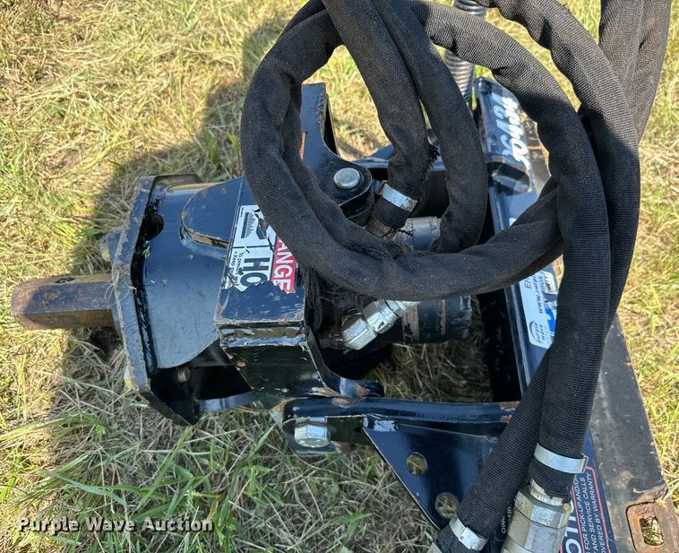 image for item EH3958 2021 CSA10 compact utility loader auger