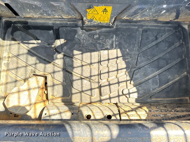 image for item EH3967 2020 Kubota SVL75-2 tracked skid steer loader