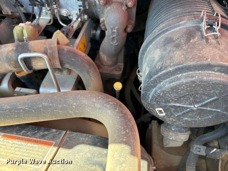 image for item EH3967 2020 Kubota SVL75-2 tracked skid steer loader