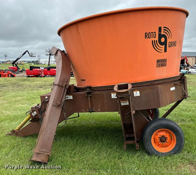 image for item EH3974 Roto Grind 760 tub grinder