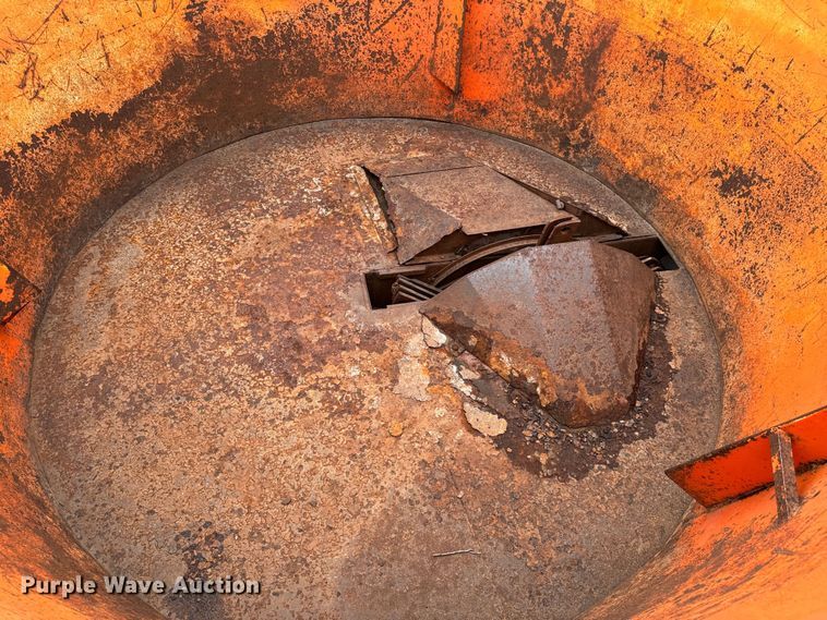 image for item EH3974 Roto Grind 760 tub grinder