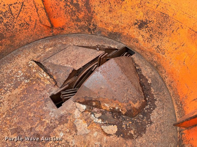 image for item EH3974 Roto Grind 760 tub grinder