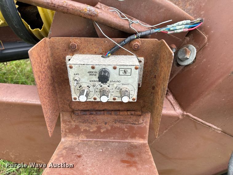 image for item EH3974 Roto Grind 760 tub grinder