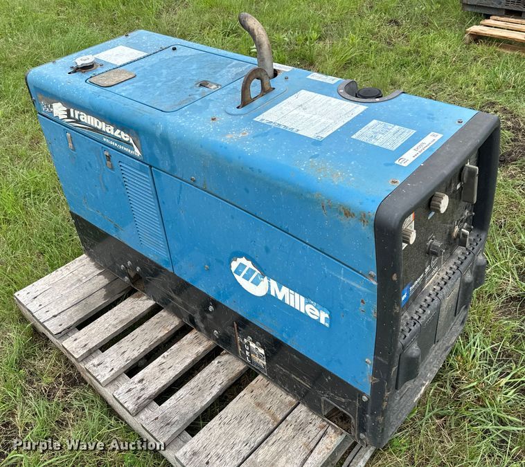 image for item EH3976 Miller Trailblazer 302 welder/generator