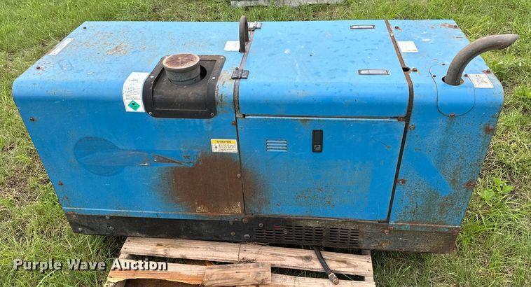 image for item EH3977 Miller Pipepro 304 welder/generator