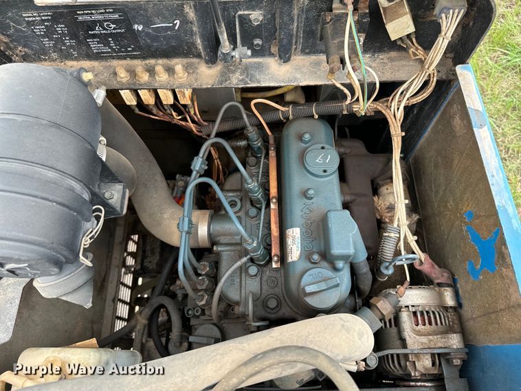 image for item EH3977 Miller Pipepro 304 welder/generator