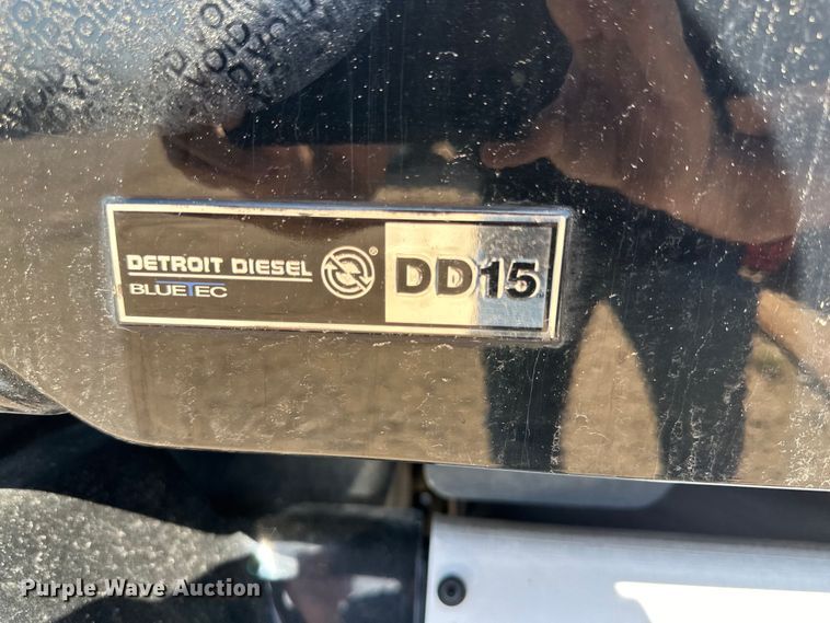 image for item DG4419 2012 Freightliner Cascadia 125 semi truck