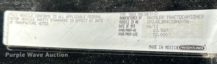 image for item DG4419 2012 Freightliner Cascadia 125 semi truck