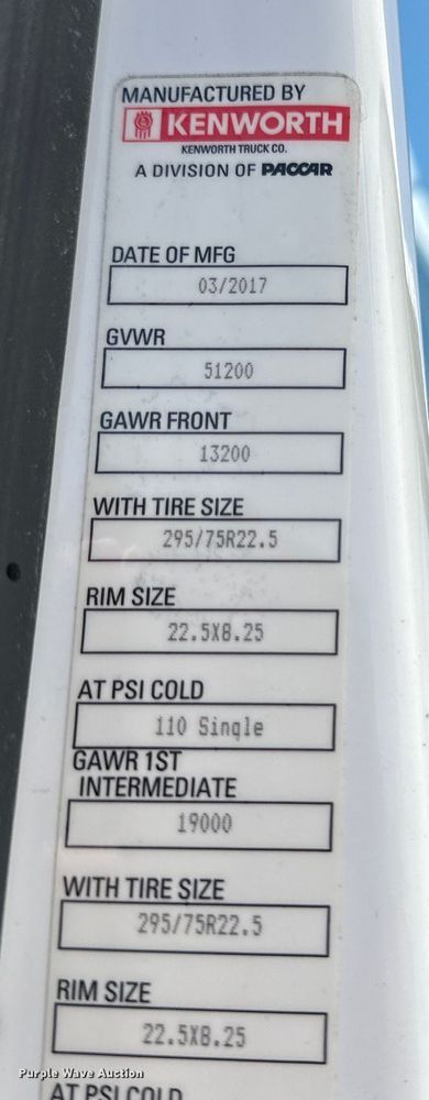 image for item DG4424 2018 Kenworth  T680 semi truck