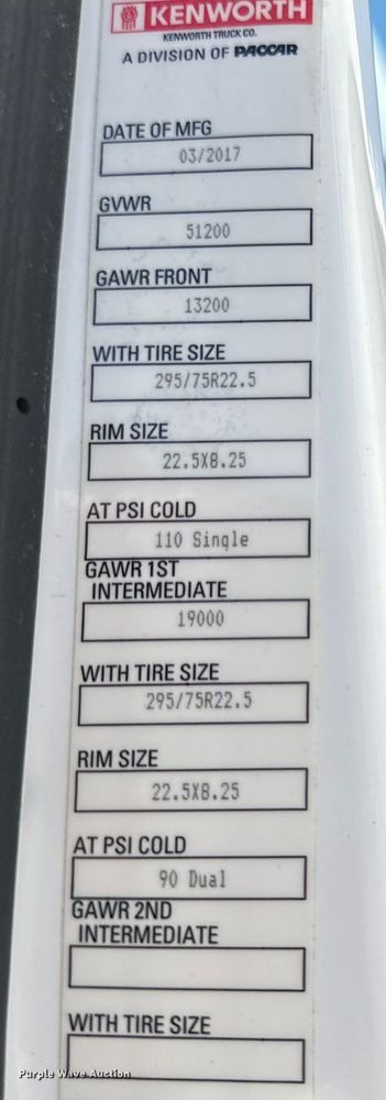 image for item DG4424 2018 Kenworth  T680 semi truck