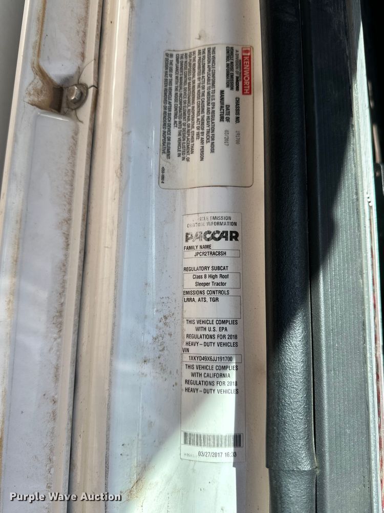 image for item DG4424 2018 Kenworth  T680 semi truck