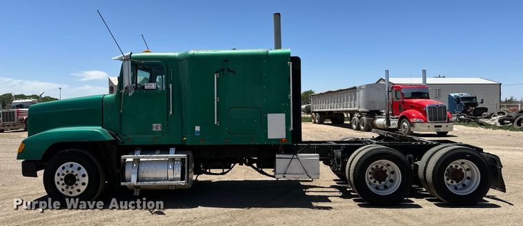 image for item DK6643 1992 Freightliner FLD semi truck