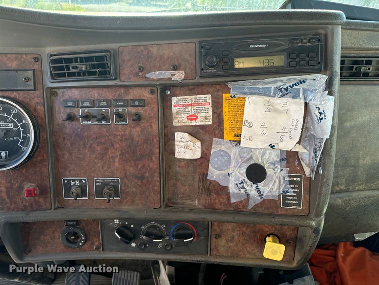 image for item DL4412 2004 Kenworth T300 dump flatbed truck