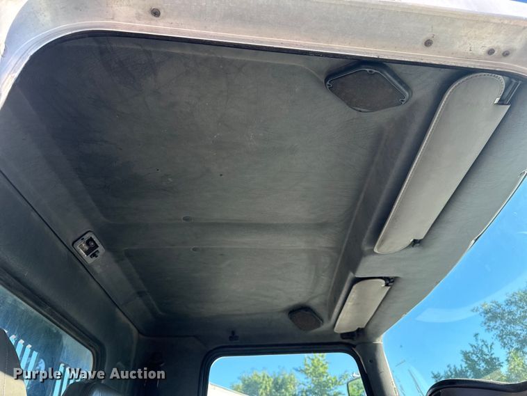 image for item DL4412 2004 Kenworth T300 dump flatbed truck