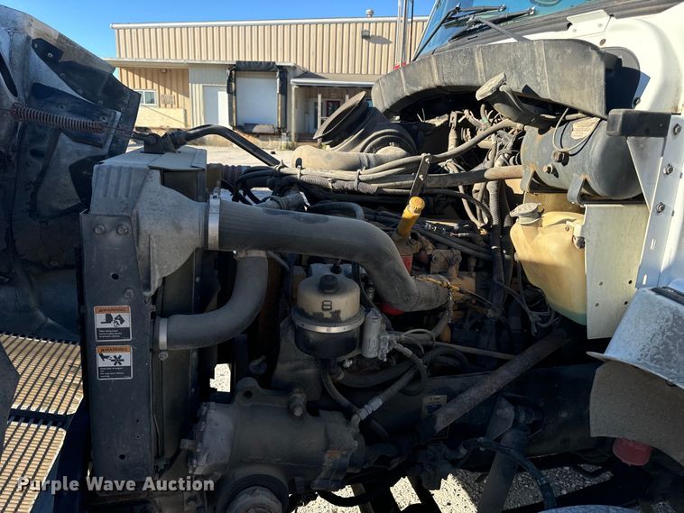 image for item DL4412 2004 Kenworth T300 dump flatbed truck