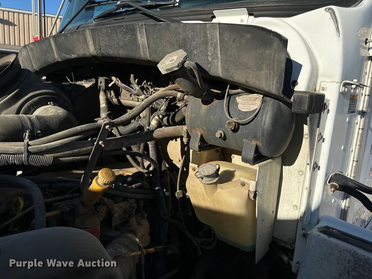 image for item DL4412 2004 Kenworth T300 dump flatbed truck