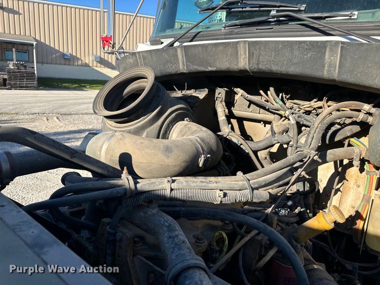 image for item DL4412 2004 Kenworth T300 dump flatbed truck